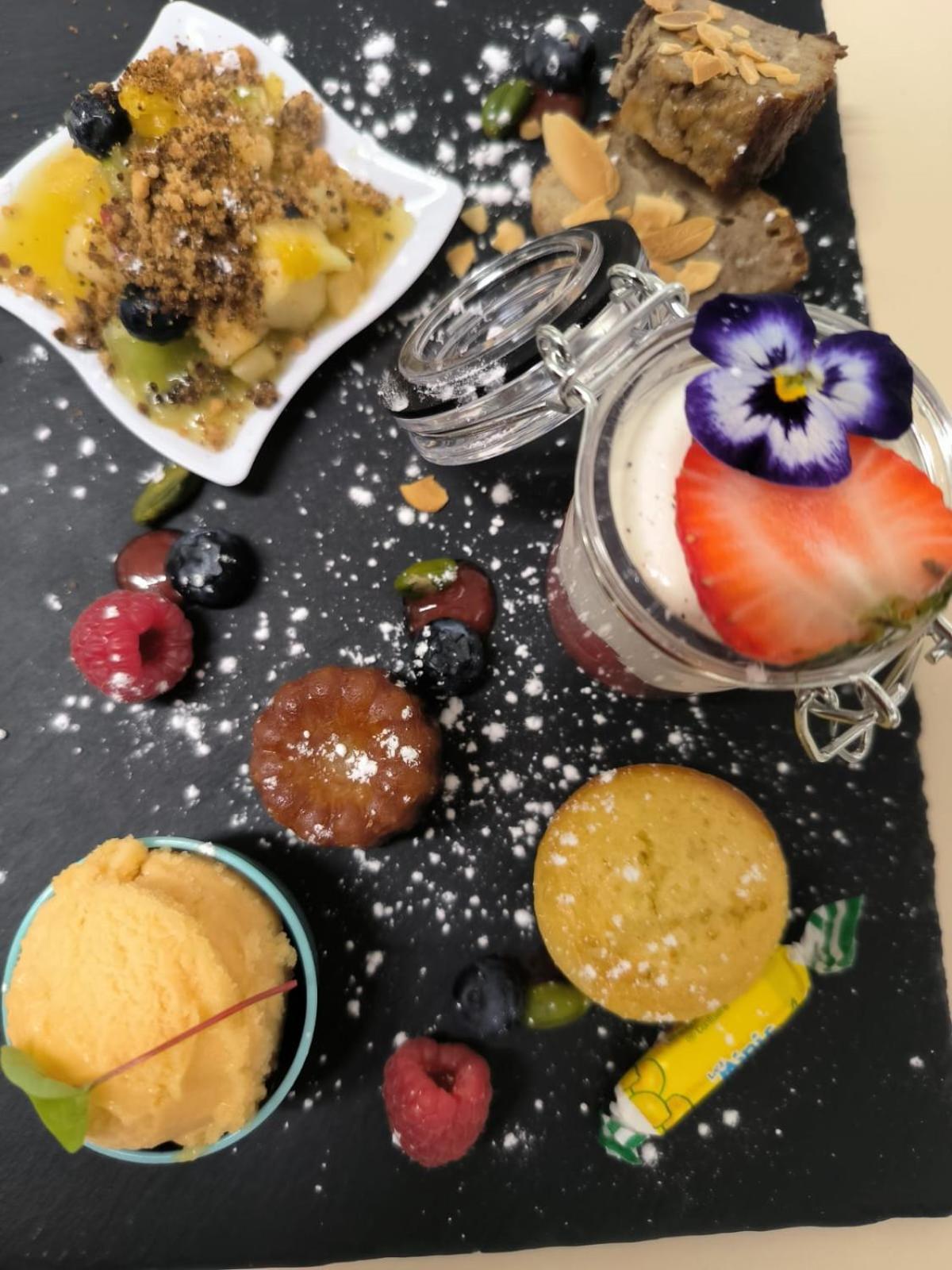 Chateau D'Arance Hotel Restaurant Espace Bien-Etre Cette-Eygun Экстерьер фото