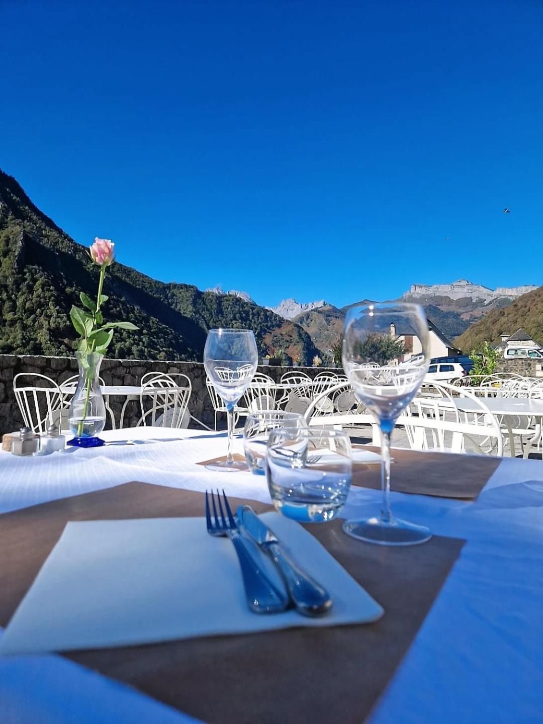 Chateau D'Arance Hotel Restaurant Espace Bien-Etre Cette-Eygun Экстерьер фото